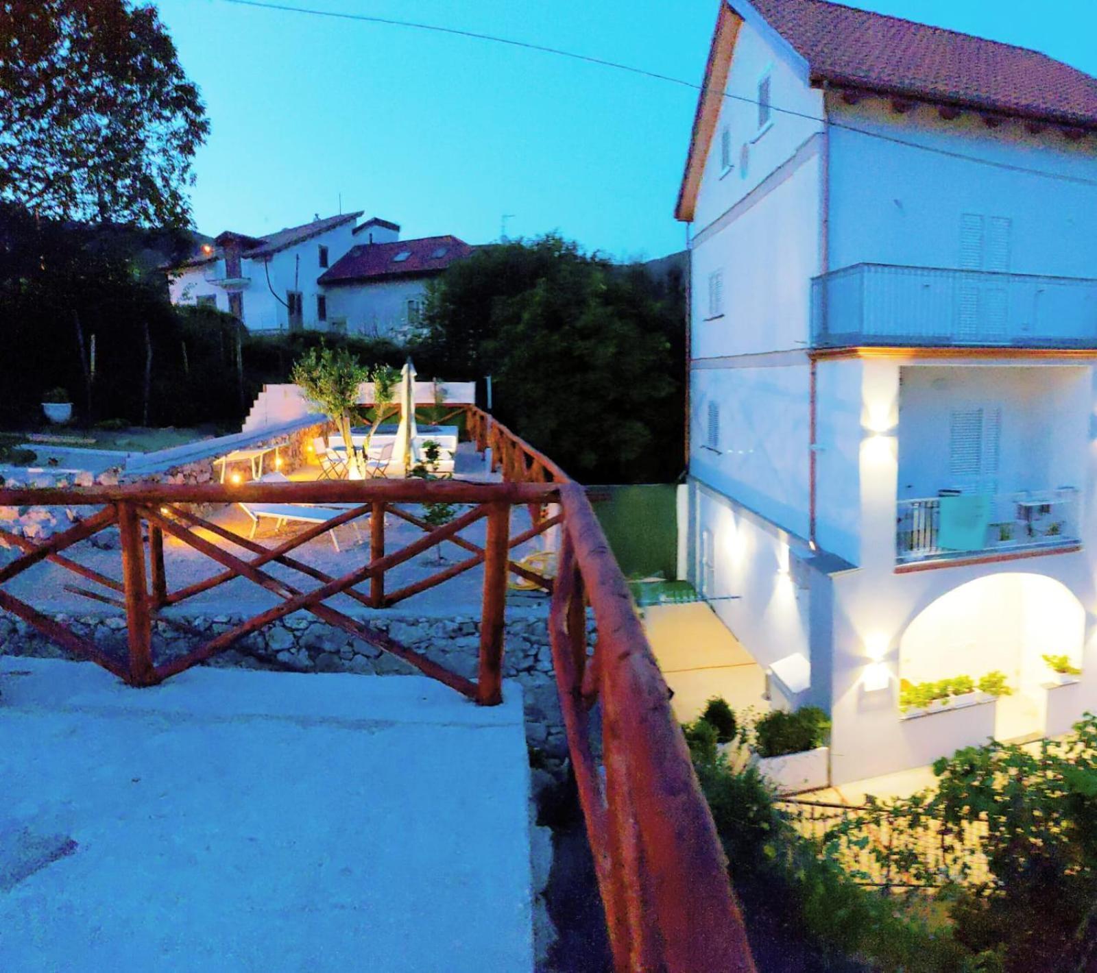 Four White Apartments Agerola Exterior foto