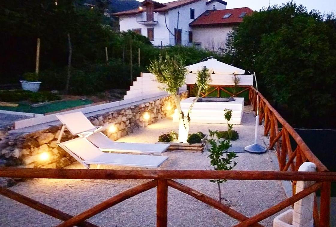 Four White Apartments Agerola Exterior foto
